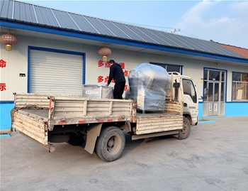 400L變頻真空滾揉機(jī)，200L料車(chē)發(fā)往青海