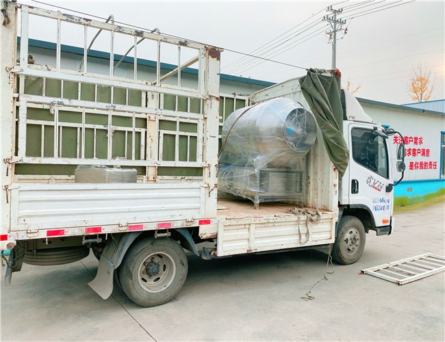 600L真空滾揉機(jī)、200L不銹鋼料車，發(fā)往安徽宿州