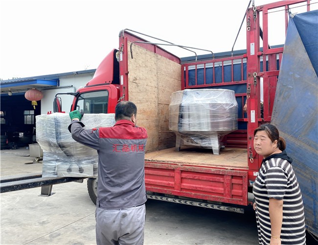 匯品700L電加熱夾層鍋、150L電加熱夾層鍋發(fā)往山西晉中