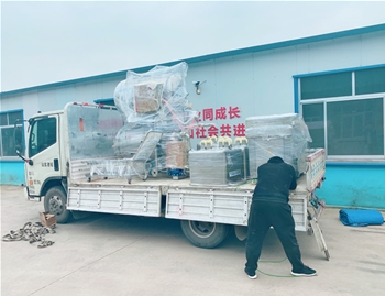 700雙層殺菌鍋、600雙室真空包裝機(jī)、200L不銹鋼料車，發(fā)貨河南許昌