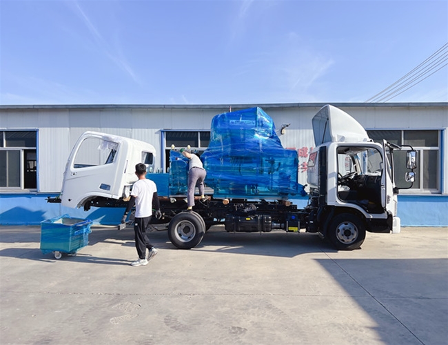 700雙層殺菌鍋、料車(chē)，直達(dá)車(chē)發(fā)貨河南  源頭工廠(chǎng)，質(zhì)量保障，價(jià)格透明，售后無(wú)憂(yōu)，歡迎咨詢(xún)